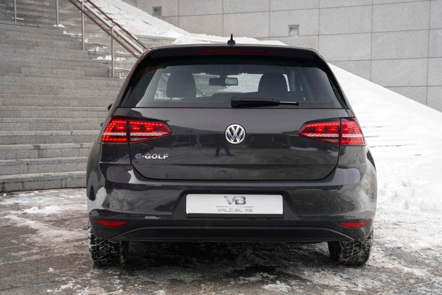2015 VOLKSWAGEN GOLF - 8