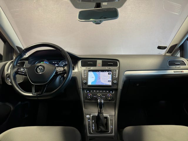 2015 VOLKSWAGEN GOLF - 19