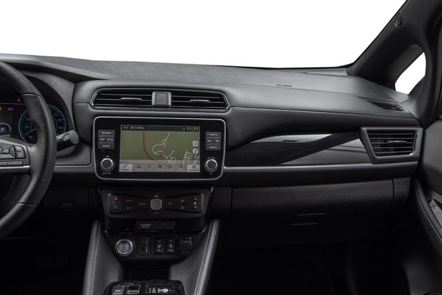 2022 NISSAN LEAF - 20