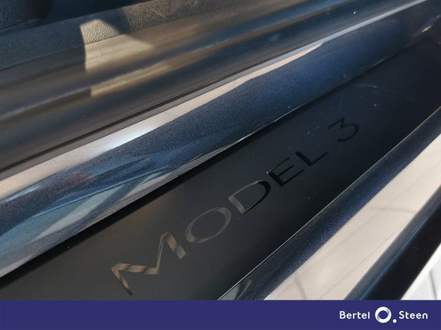 2022 TESLA MODEL 3 - 26