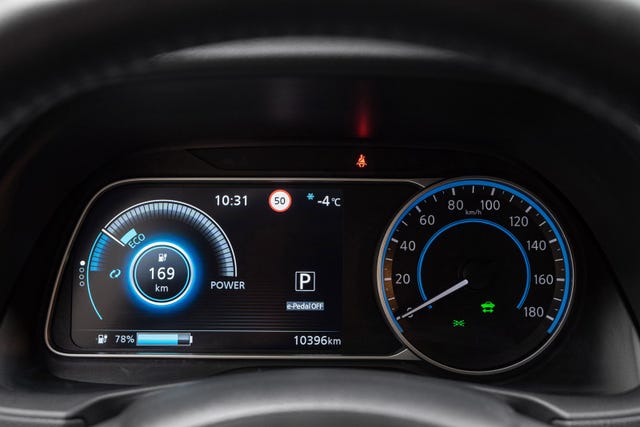 2022 NISSAN LEAF - 14