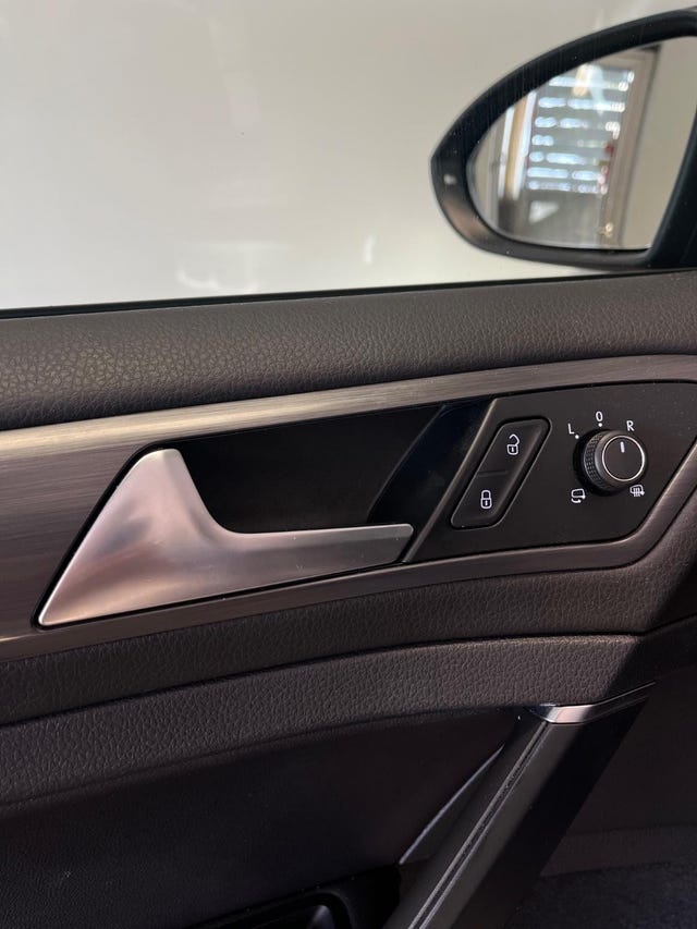 2018 VOLKSWAGEN GOLF - 12