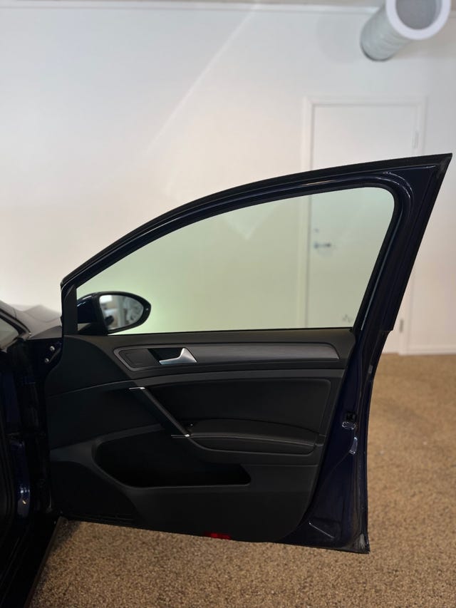 2018 VOLKSWAGEN GOLF - 33