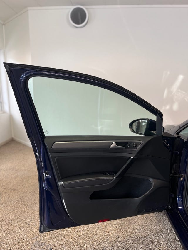 2018 VOLKSWAGEN GOLF - 11
