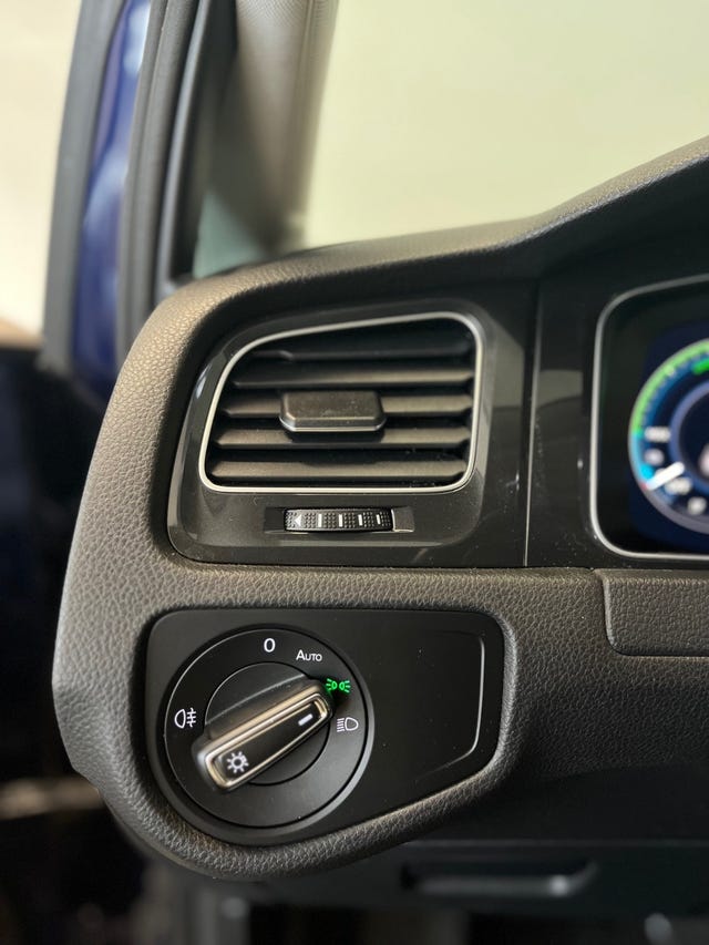 2018 VOLKSWAGEN GOLF - 16