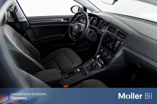 2019 VOLKSWAGEN GOLF - 14