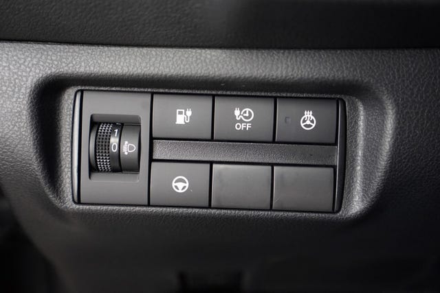 2022 NISSAN LEAF - 26