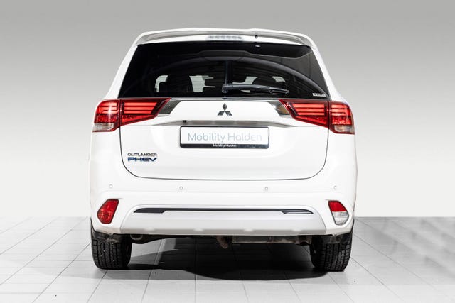 JMBXDGG3WLZ014855 2020 MITSUBISHI OUTLANDER-3
