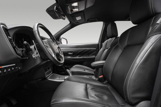 2020 MITSUBISHI OUTLANDER - 9
