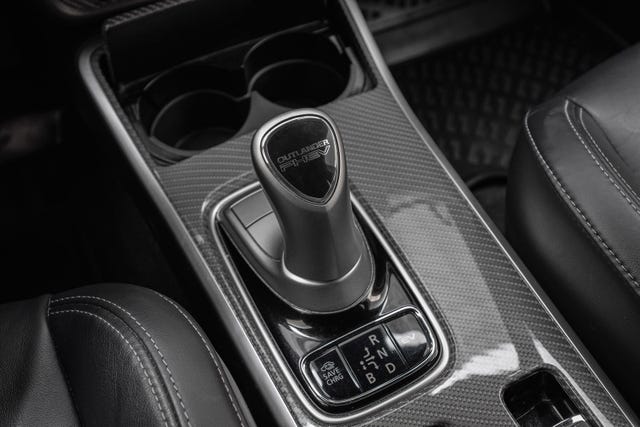 2020 MITSUBISHI OUTLANDER - 16
