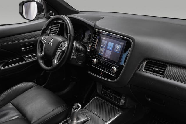 2020 MITSUBISHI OUTLANDER - 24