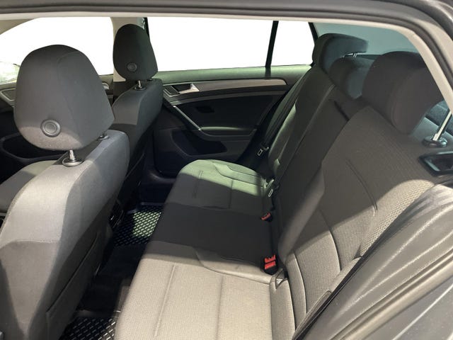 WVWZZZAUZJW910110 2018 VOLKSWAGEN GOLF-5
