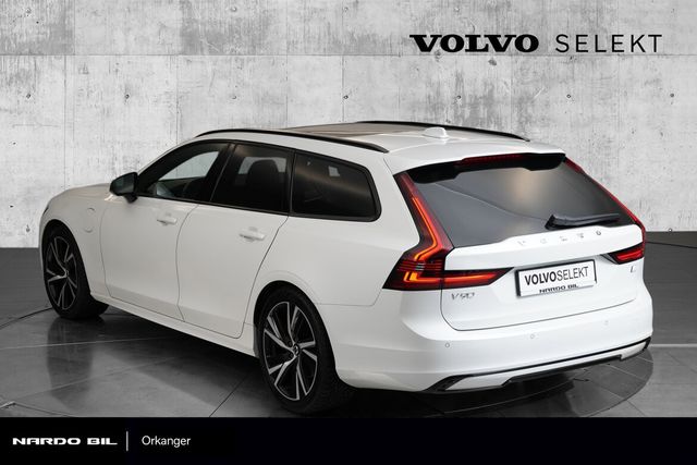 2021 VOLVO V90 - 13