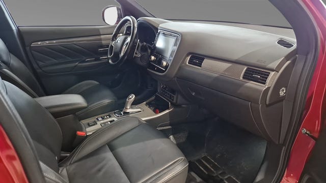 2020 MITSUBISHI OUTLANDER - 23