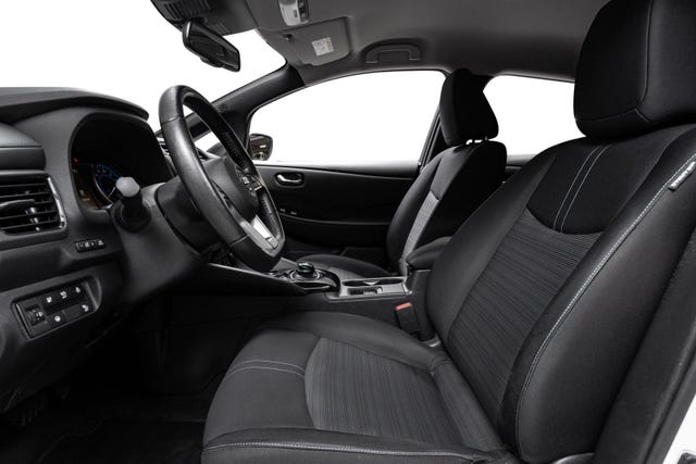 2020 NISSAN LEAF - 9