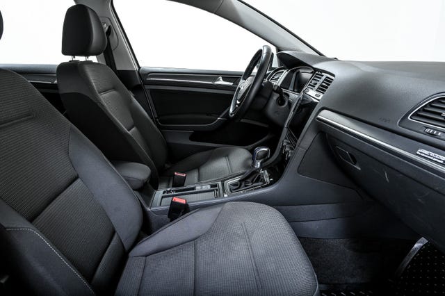 2019 VOLKSWAGEN GOLF - 20