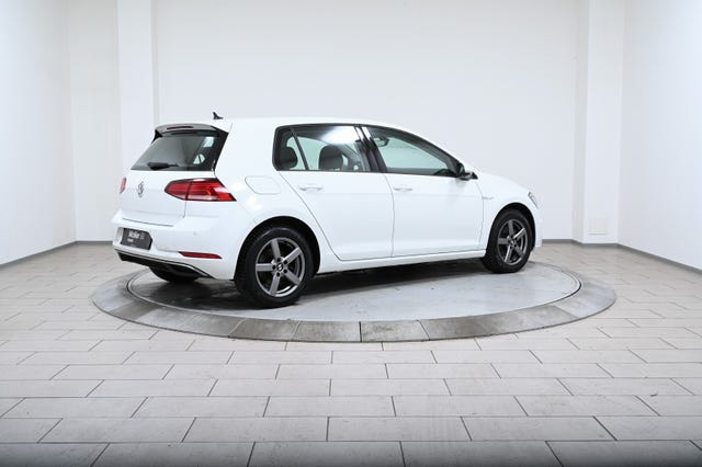 WVWZZZAUZK8908164 2019 VOLKSWAGEN GOLF-2