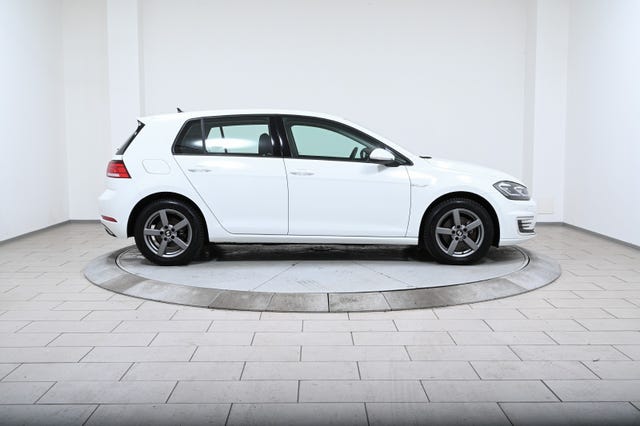 WVWZZZAUZK8908164 2019 VOLKSWAGEN GOLF-1