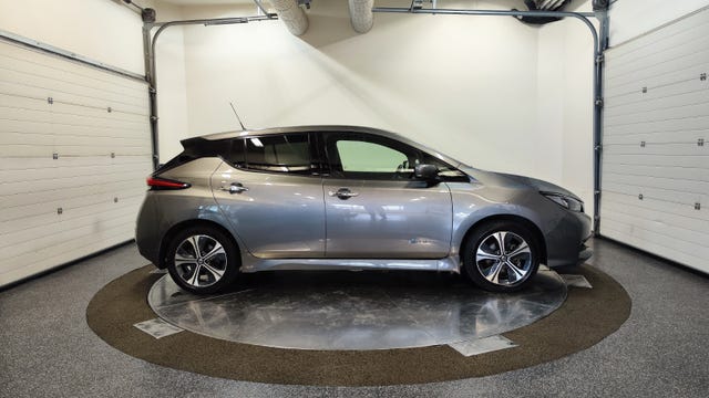 2020 NISSAN LEAF - 8