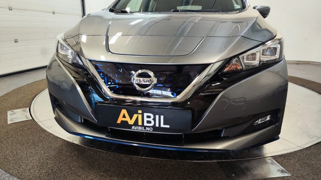 2020 NISSAN LEAF - 9