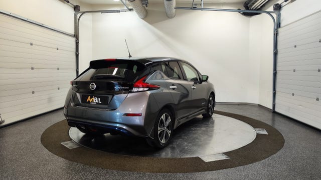 2020 NISSAN LEAF - 7