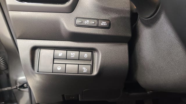 2020 NISSAN LEAF - 25