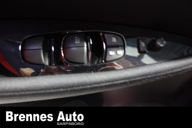 2020 NISSAN LEAF - 23