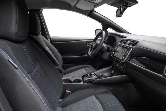 2022 NISSAN LEAF - 20