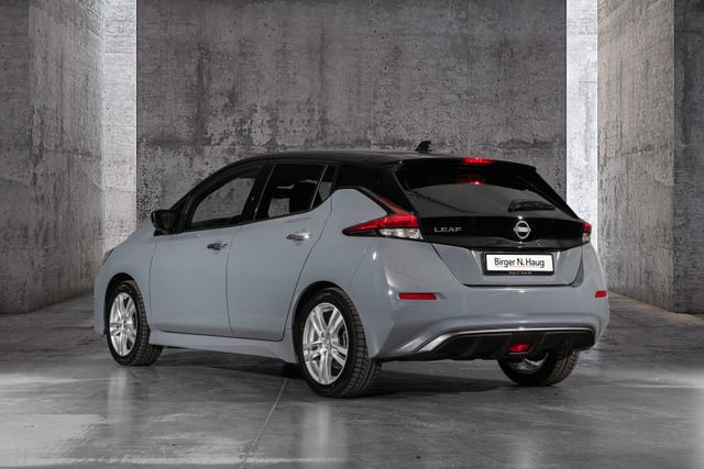 2022 NISSAN LEAF - 9