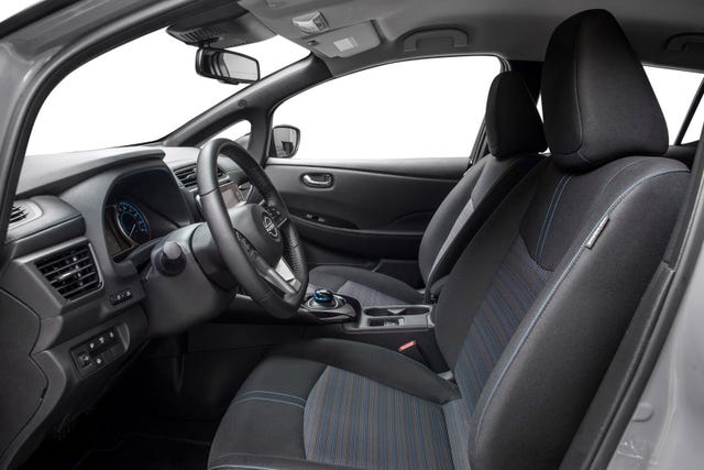 2022 NISSAN LEAF - 10