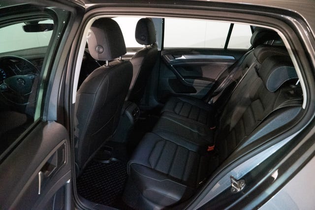 2019 VOLKSWAGEN GOLF - 9