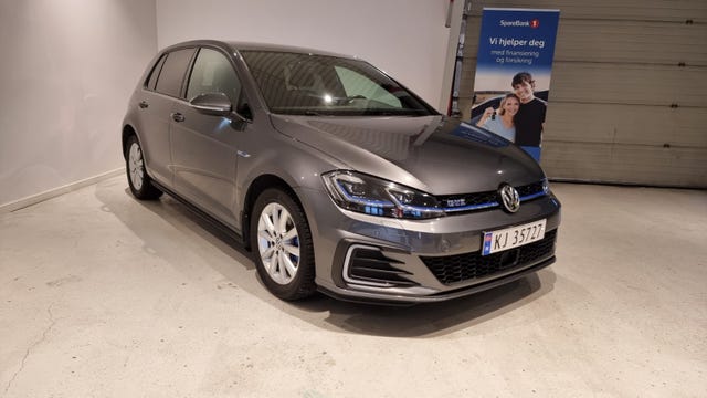 WVWZZZAUZJW806124 2018 VOLKSWAGEN GOLF-3