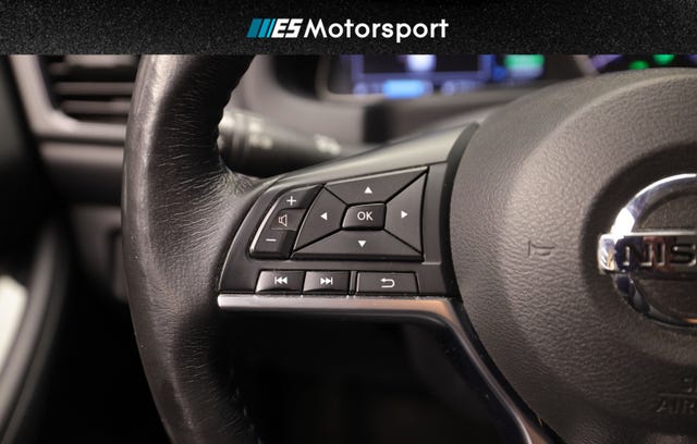 2018 NISSAN LEAF - 24