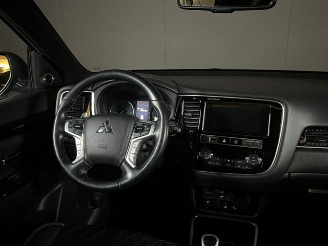 2020 MITSUBISHI OUTLANDER - 30