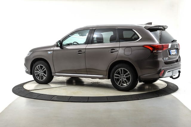 JMBXDGG3WLZ027371 2020 MITSUBISHI OUTLANDER-2