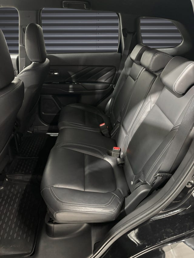 2020 MITSUBISHI OUTLANDER - 12
