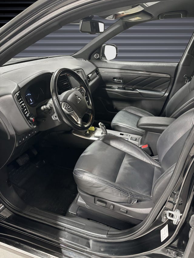 2020 MITSUBISHI OUTLANDER - 10