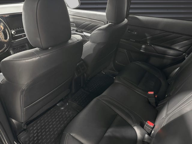 2020 MITSUBISHI OUTLANDER - 15