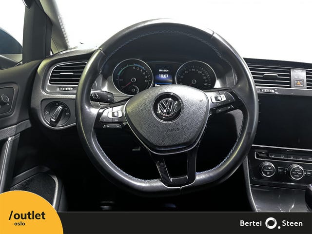2018 VOLKSWAGEN GOLF - 12
