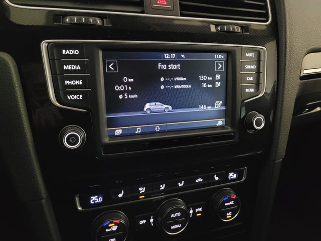 2015 VOLKSWAGEN GOLF - 16