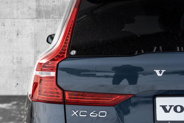 2023 VOLVO XC60 - 8