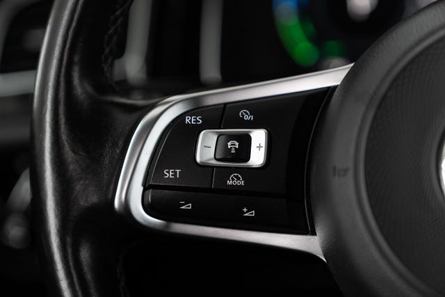 2018 VOLKSWAGEN GOLF - 15