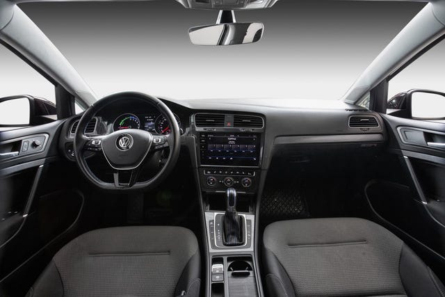 2018 VOLKSWAGEN GOLF - 20