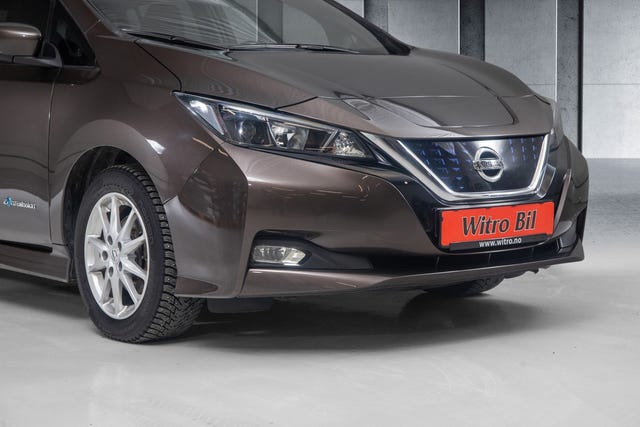 SJNFAAZE1U0027918 2018 NISSAN LEAF-1