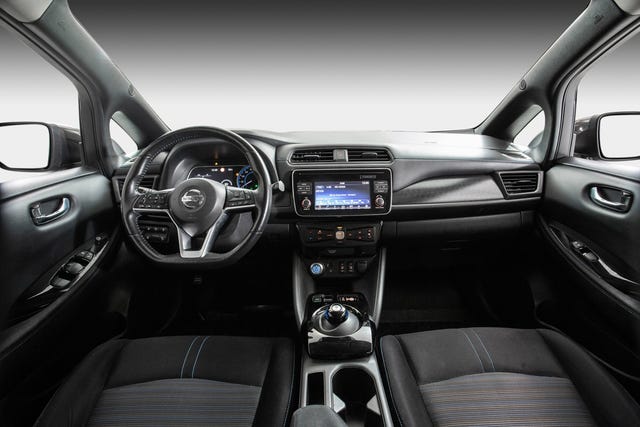2018 NISSAN LEAF - 19