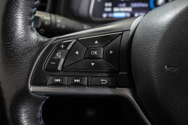 2018 NISSAN LEAF - 18