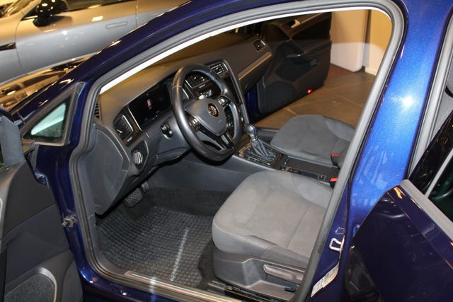2019 VOLKSWAGEN GOLF - 9