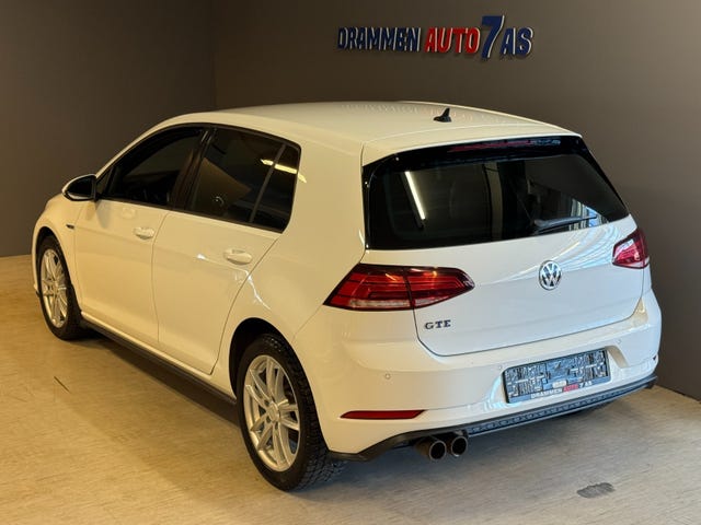 2018 VOLKSWAGEN GOLF - 8