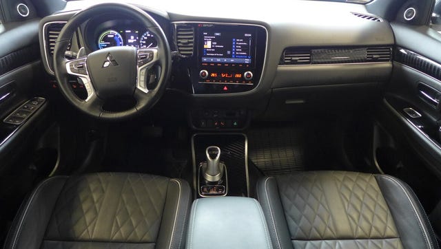 2020 MITSUBISHI OUTLANDER - 23