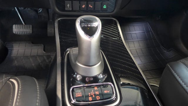 2020 MITSUBISHI OUTLANDER - 21